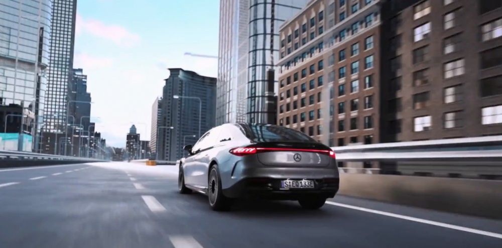 奔驰eqs模拟器-插图1